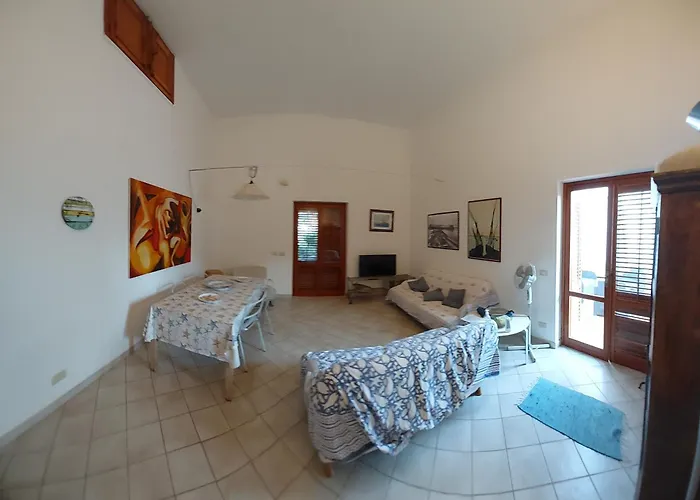 Villa Punta Lunga